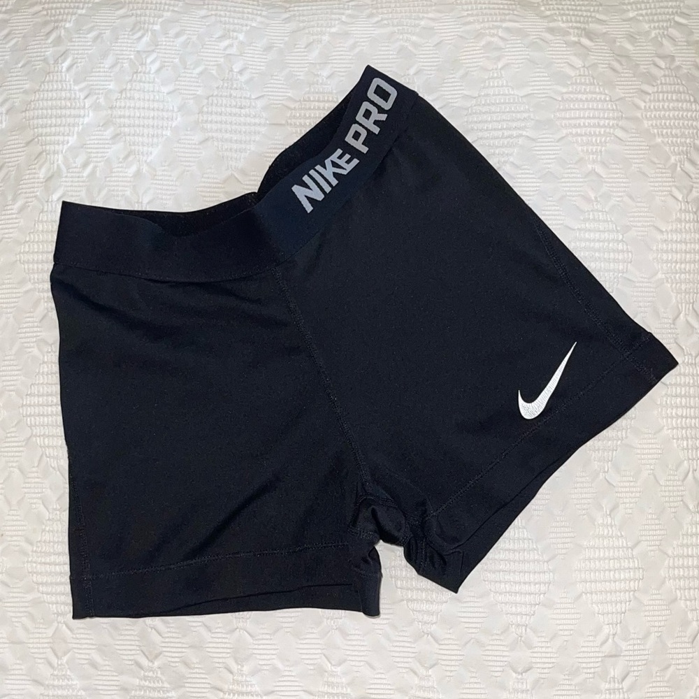 Nike Pro Women's 3" Shorts